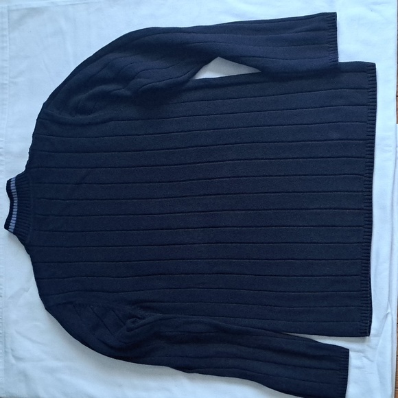 Mens sweater size M - Picture 2 of 6